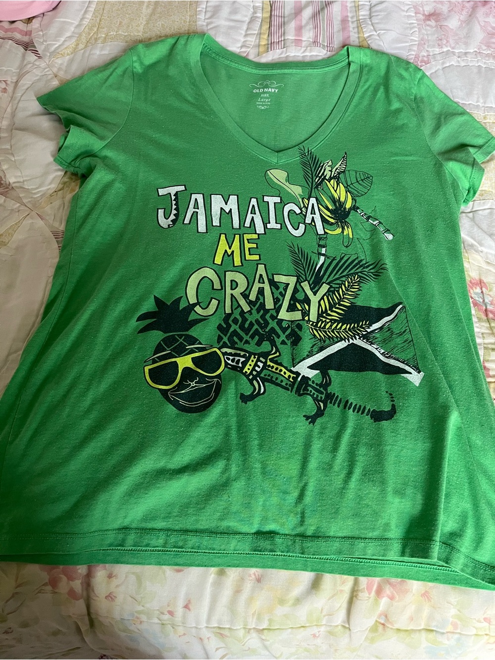 Old Navy V neck tee